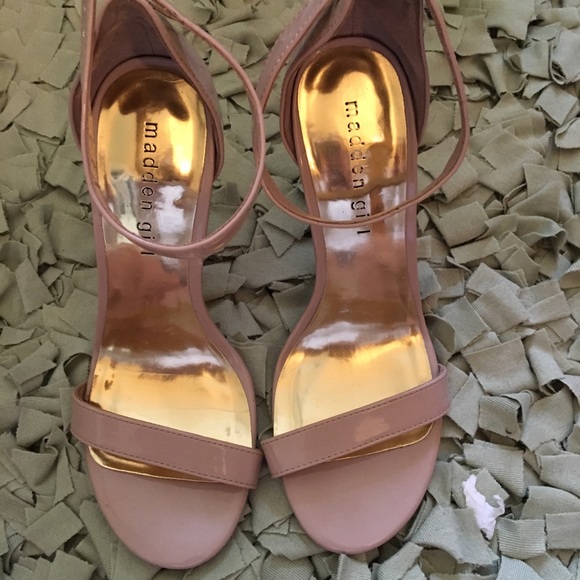 Baby pink Homecoming / Prom heels - Picture 1 of 3